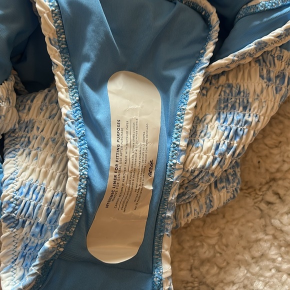 aerie one piece - Picture 4 of 4